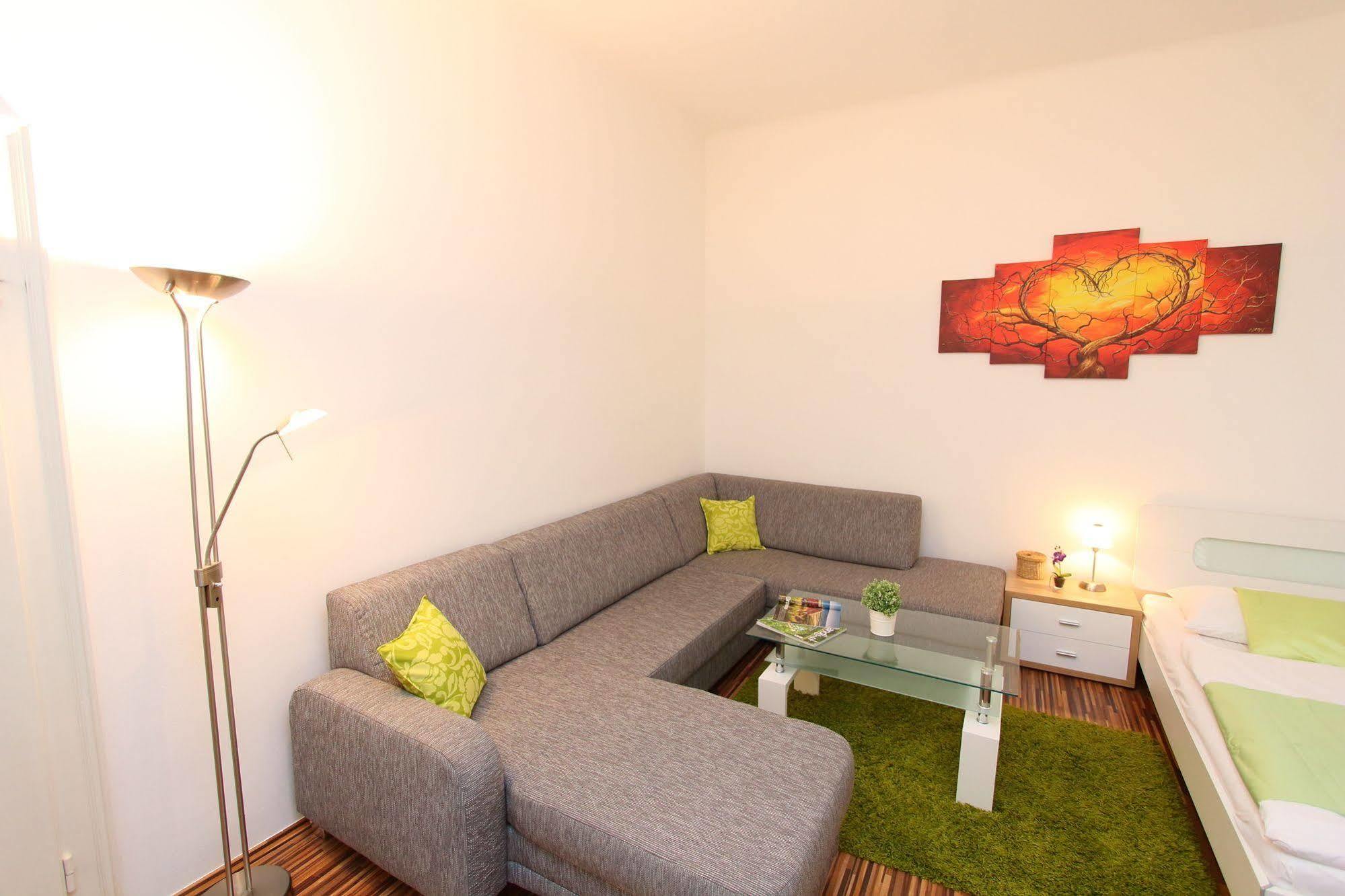 Apartment Simmering Vienna Exterior photo