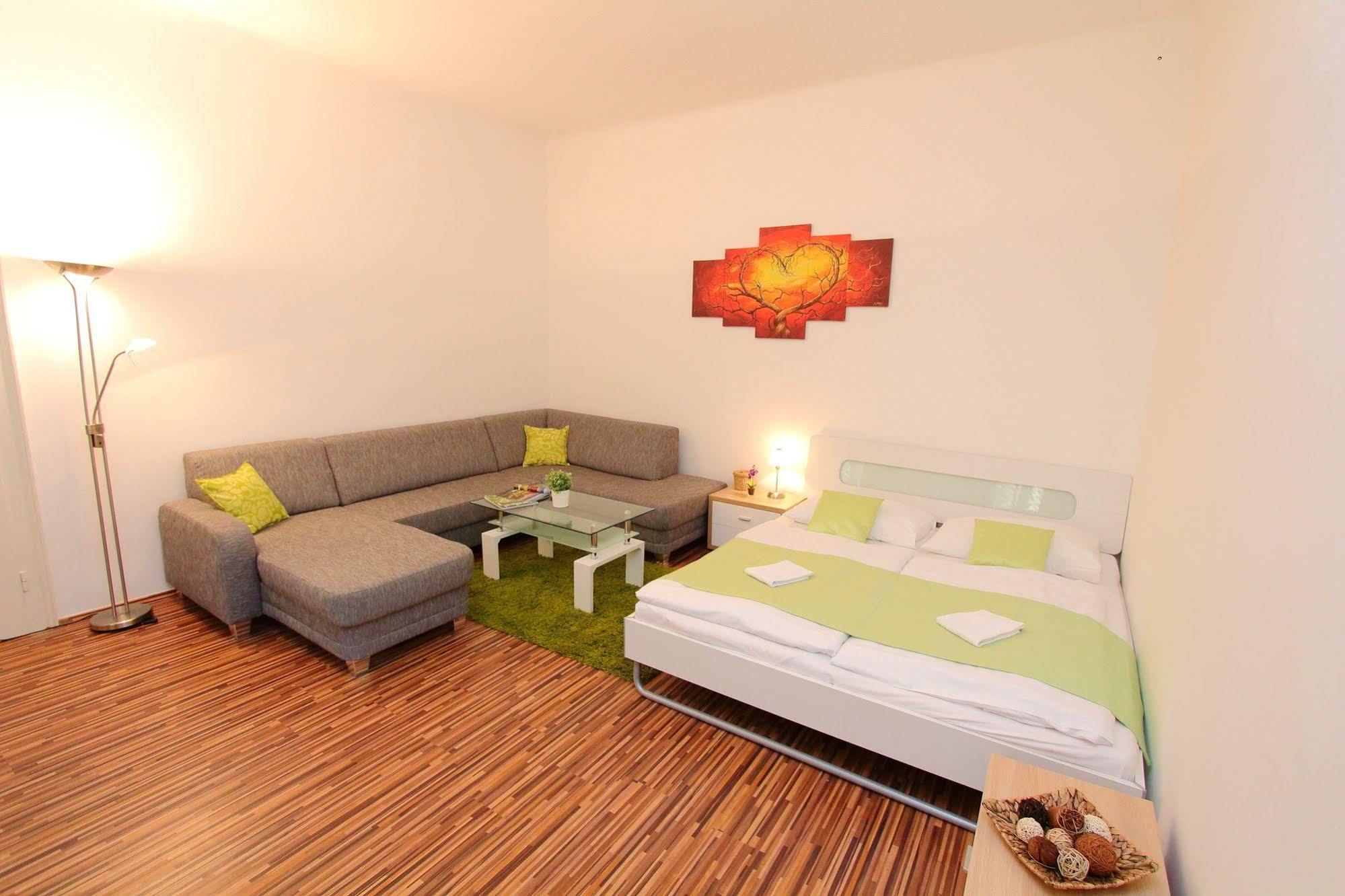 Apartment Simmering Vienna Exterior photo